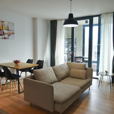 Sunlit Elegance Escape Apartment Varna Exteriör bild