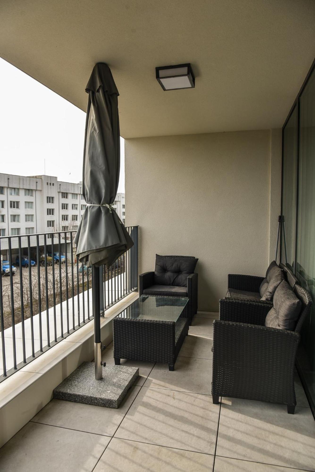 Sunlit Elegance Escape Apartment Varna Exteriör bild